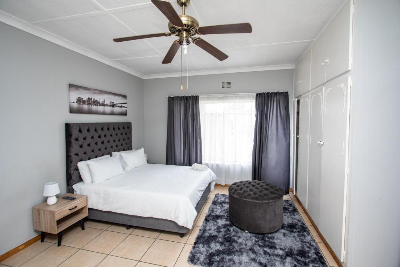 Willow Guest House Boksburg Kültér fotó